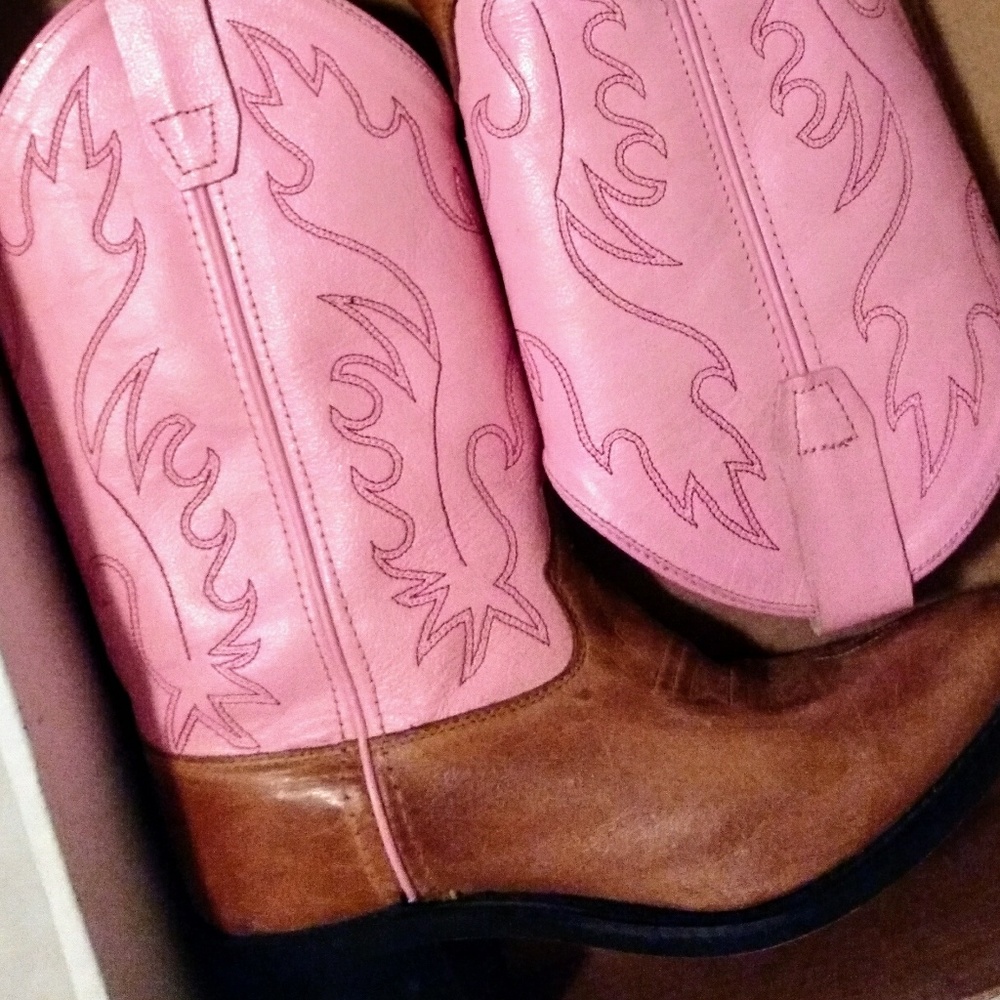 Old West Cowgirl Boots ⚡